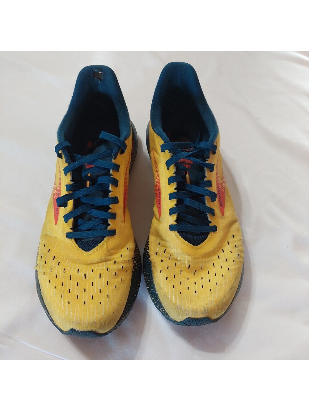Brooks Hyperion Tempo Running Shoes Yellow Navy Size 8.5